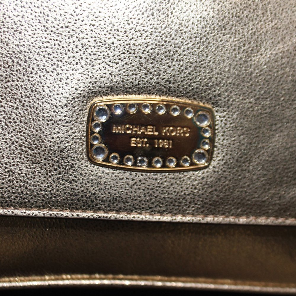 NWOT Michael Kors Gold Leather Shoulder Bag with Chain Strap - Picture 4 of 16